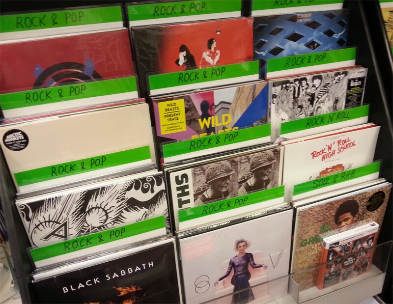 vinylshelves